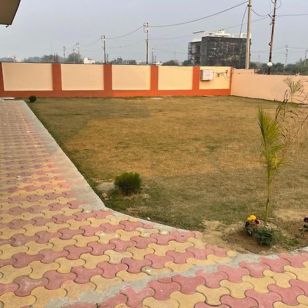 Shrinath Residency 호텔 그레이터 노이다 외부 사진