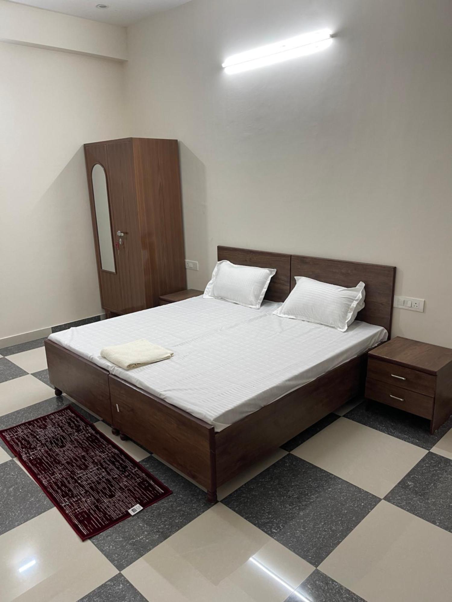 Shrinath Residency 호텔 그레이터 노이다 외부 사진
