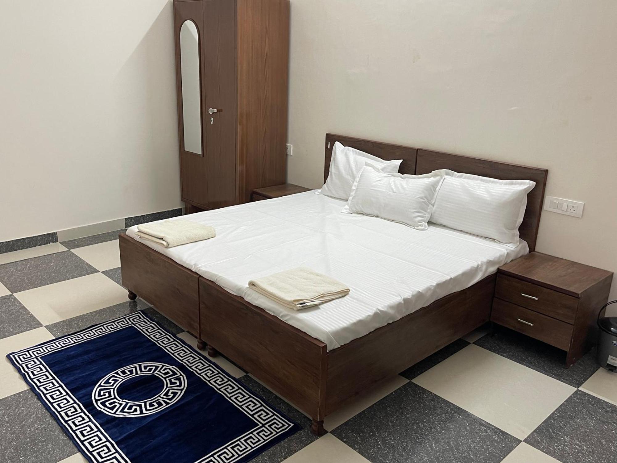 Shrinath Residency 호텔 그레이터 노이다 외부 사진